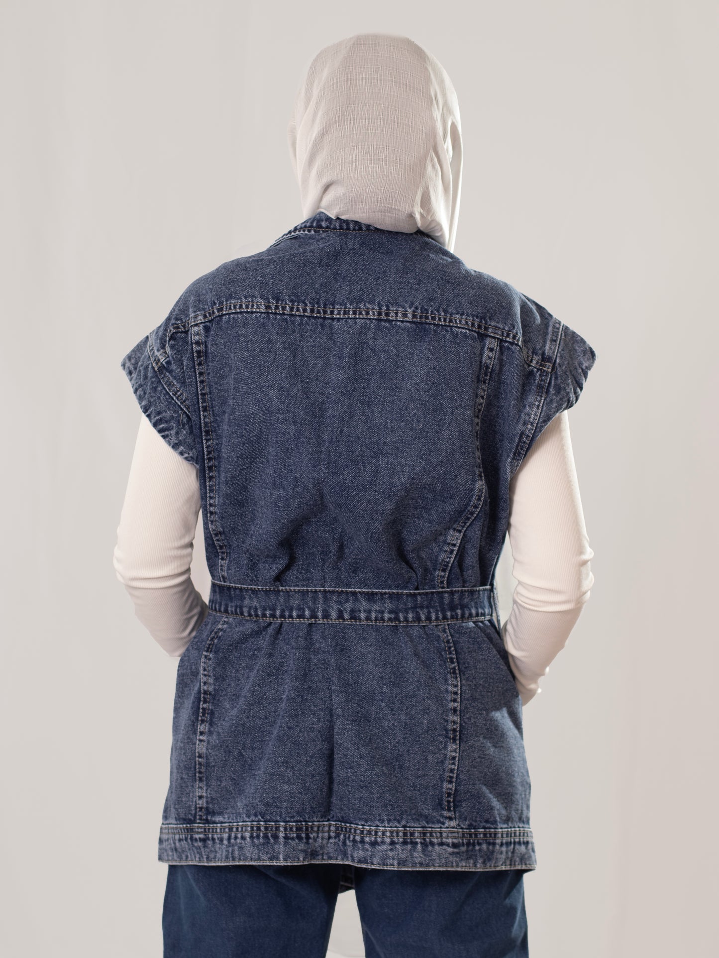 Canvas's No Sleeve Denim Jacket